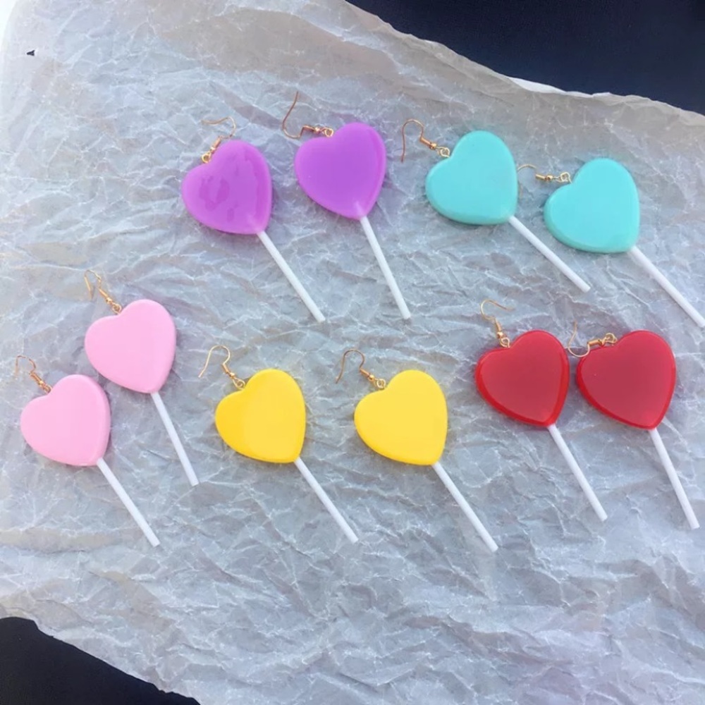 🔴 5/$20 Red Lollipop candy earrings NEW - Picture 3 of 3